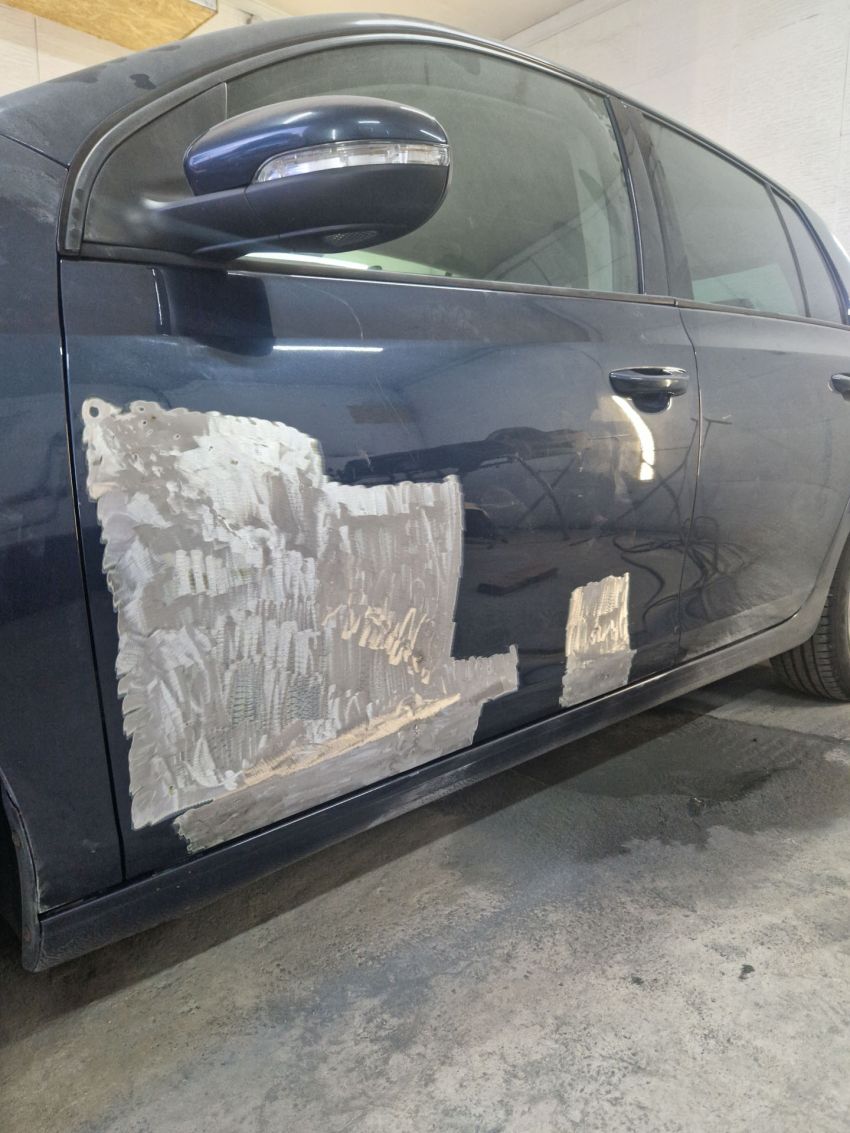 Vopsitorie auto VW Golf 6