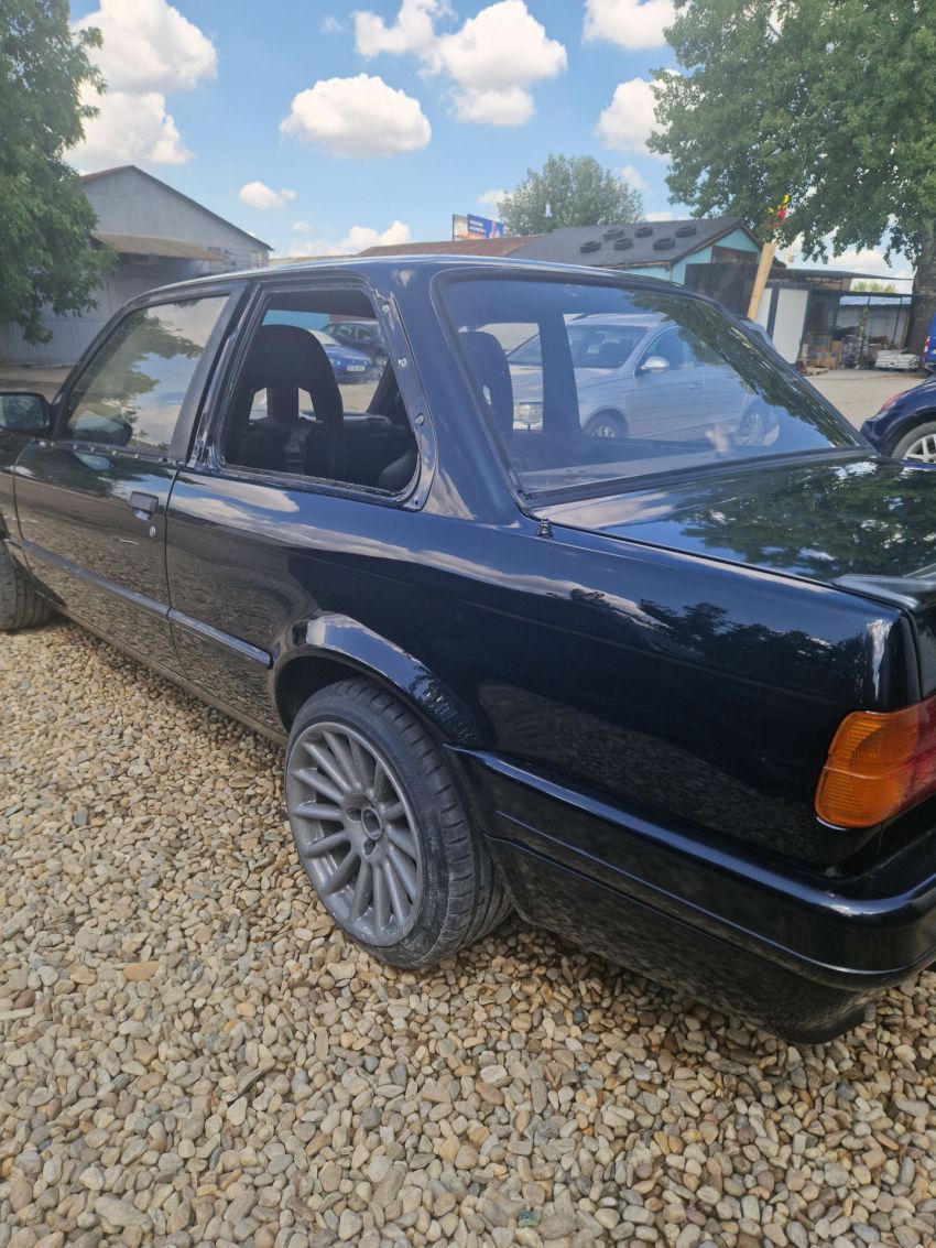 Vopsitorie auto BMW Seria 3
